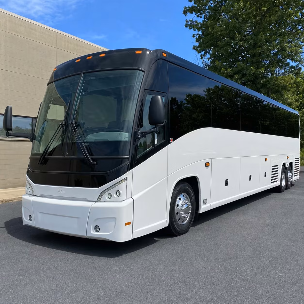 wedding guests and private event groups in beaverton love long distance shuttle transportation